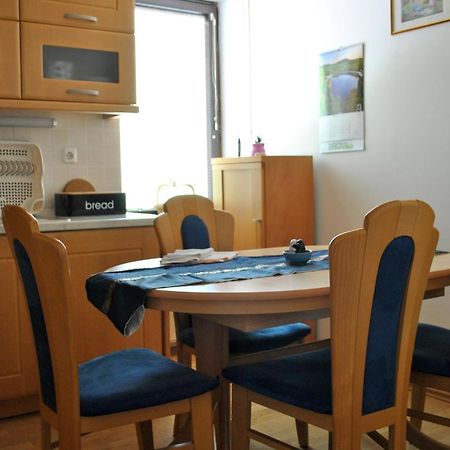 Riverside Village Apartment Бохинь Экстерьер фото