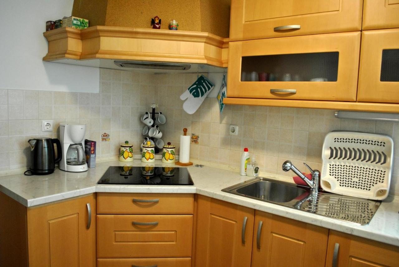 Riverside Village Apartment Бохинь Экстерьер фото